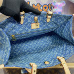 Louis Vuitton OnTheGo MM M46871 Blue